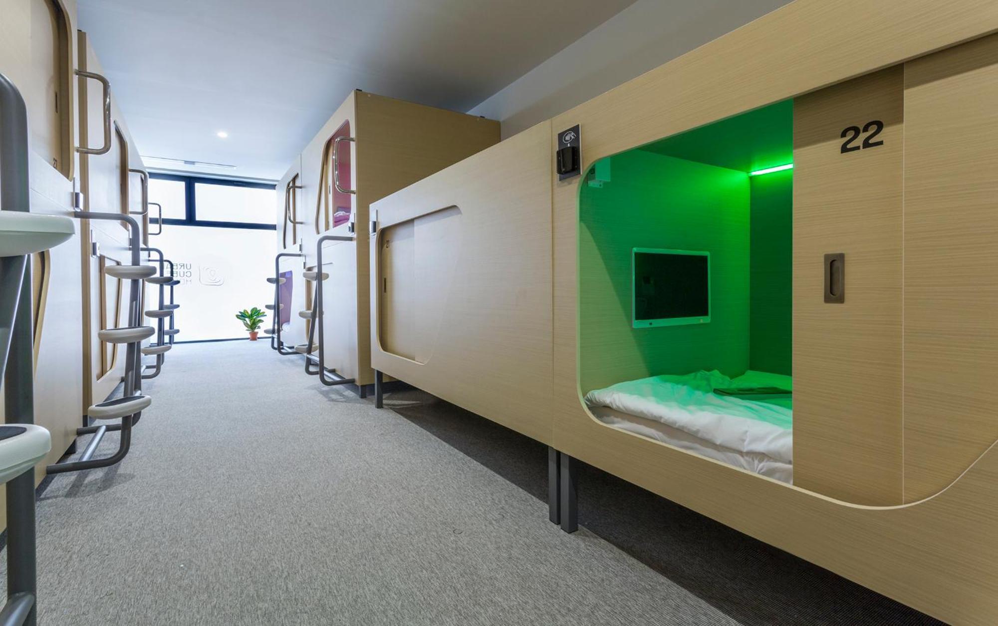 Urban Cube Hostel Sevilla 外观 照片